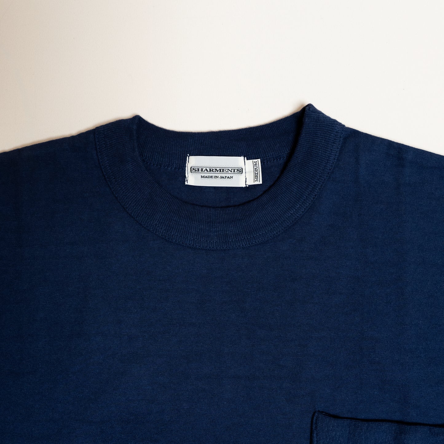 RELEASE DATE : 11am(JST) 09/07/2025 CREW NECK POCKET TEE NAVY