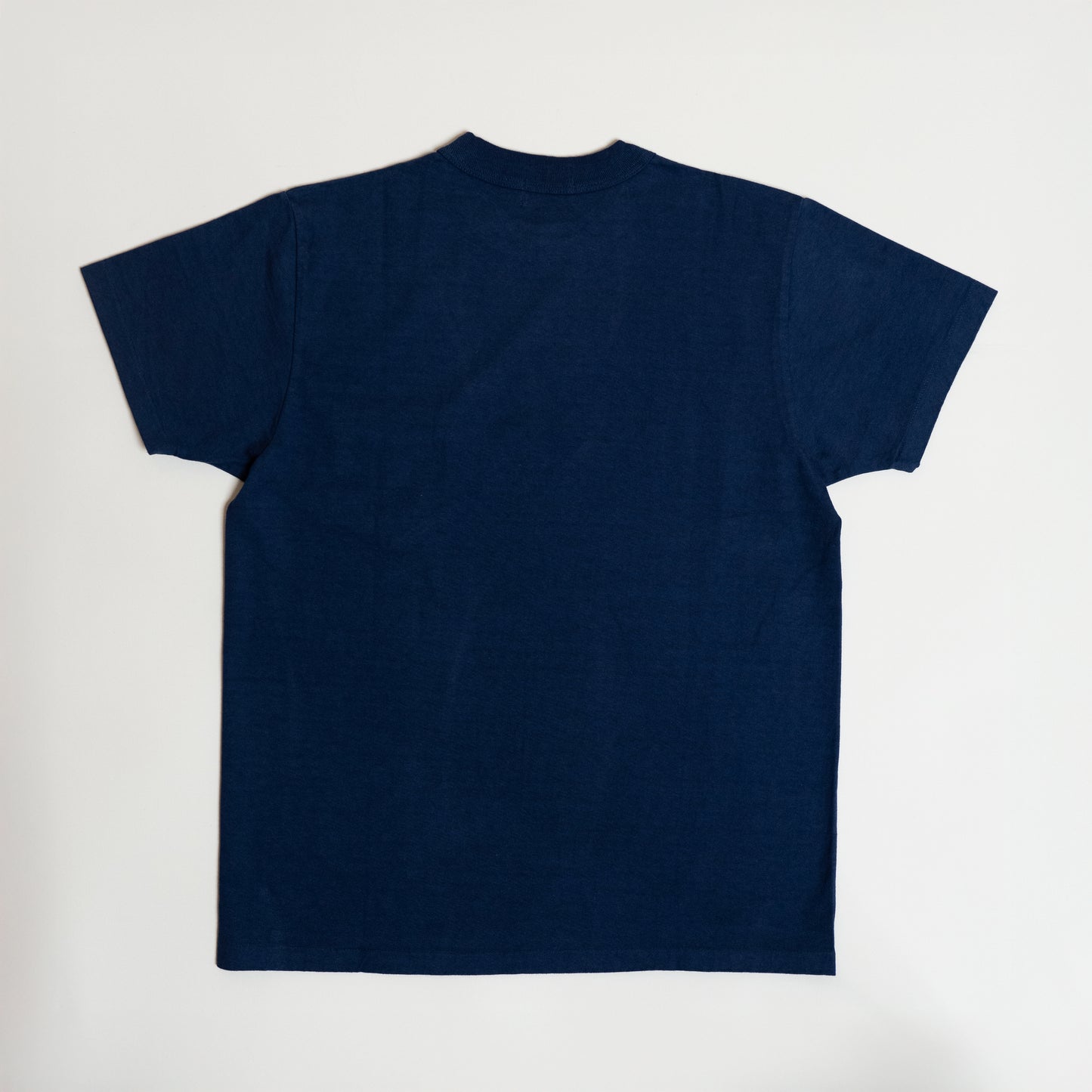 RELEASE DATE : 11am(JST) 09/07/2025  CREW NECK POCKET TEE NAVY