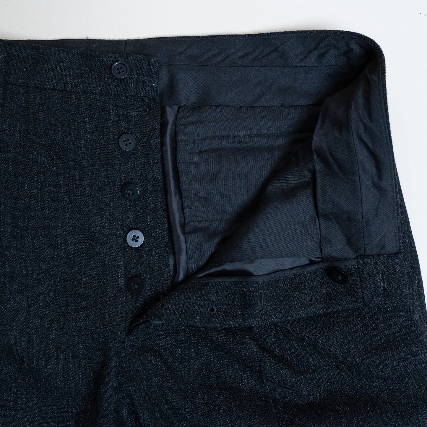 <Made To Measure＞ CLASSIC TROUSERS "DOUBLE OUTWARD PLEAT"