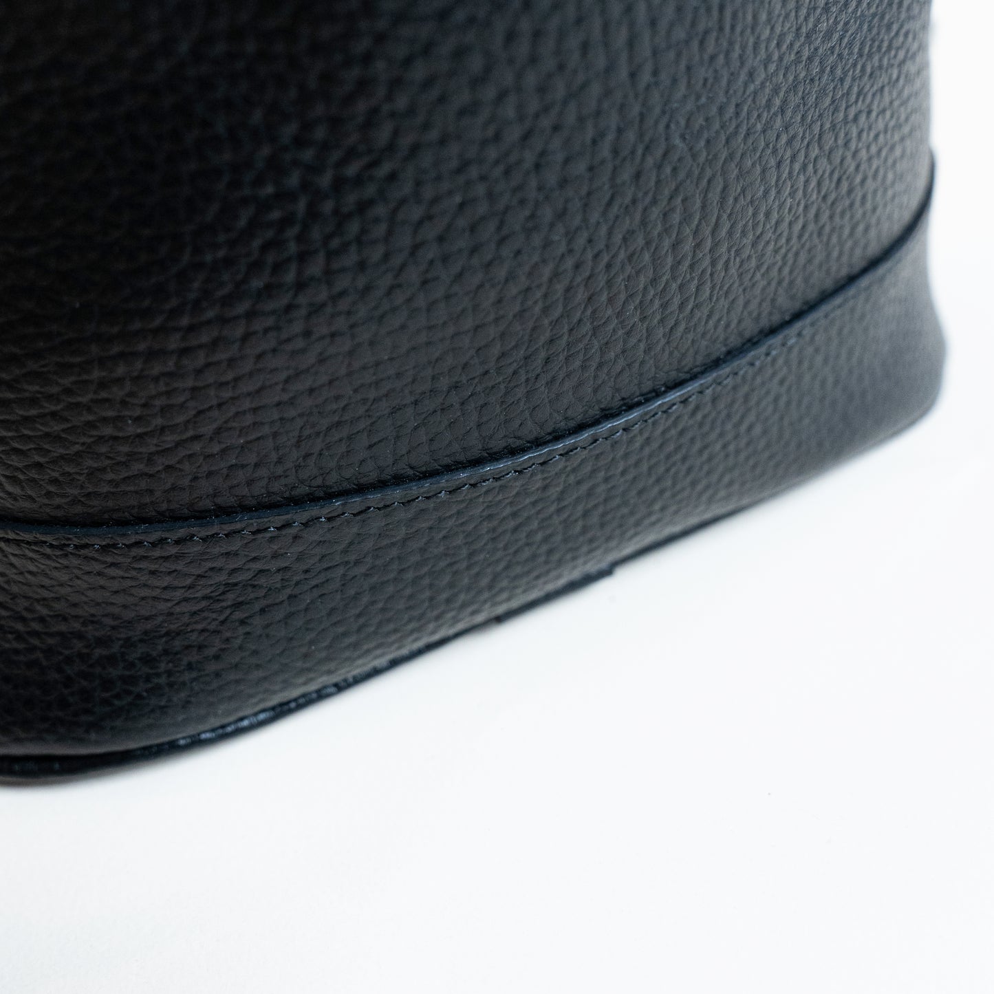 HERITAGE DRAWSTRING BAG BLACK